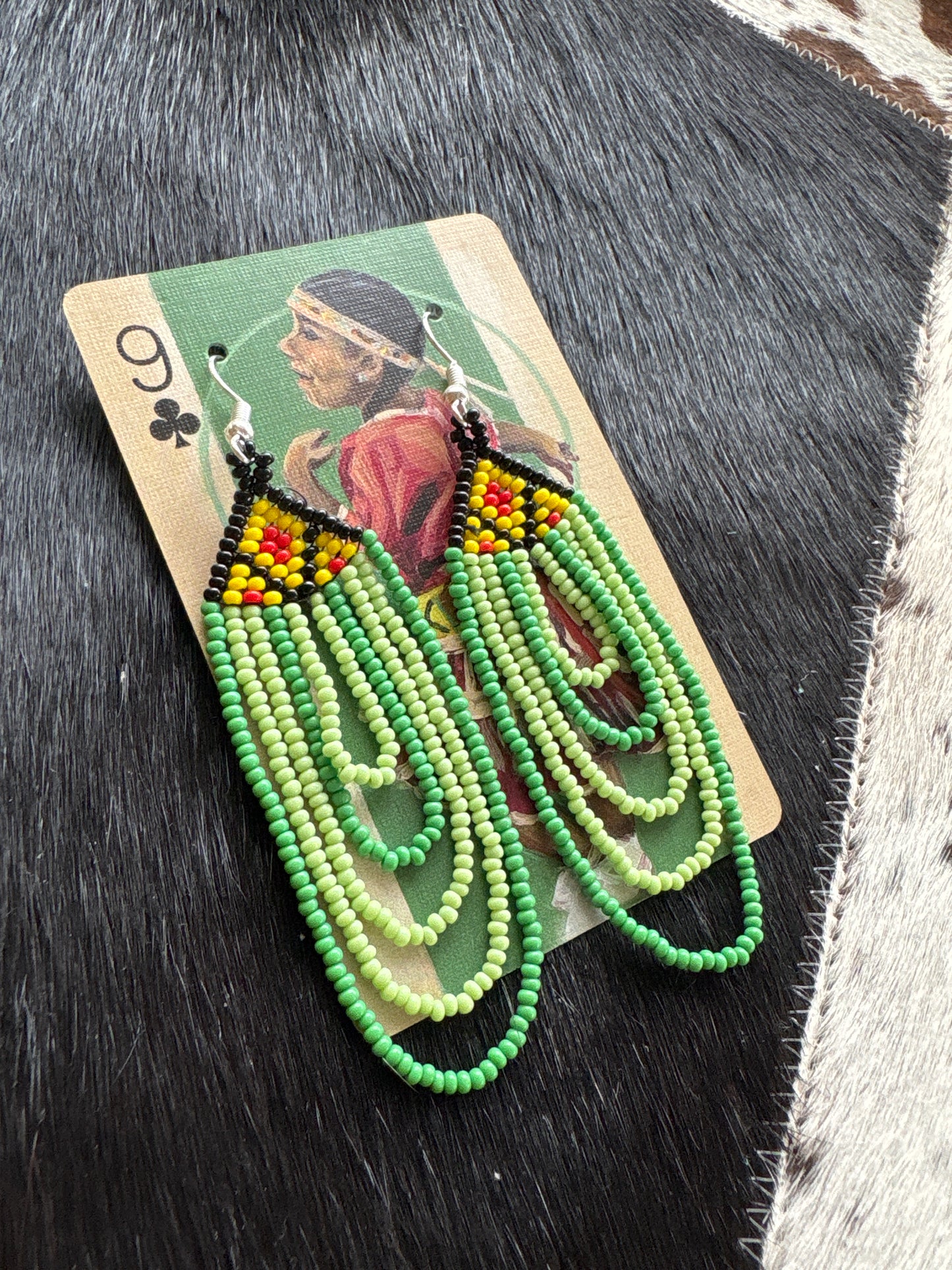 Limón Floral Beaded Earrings