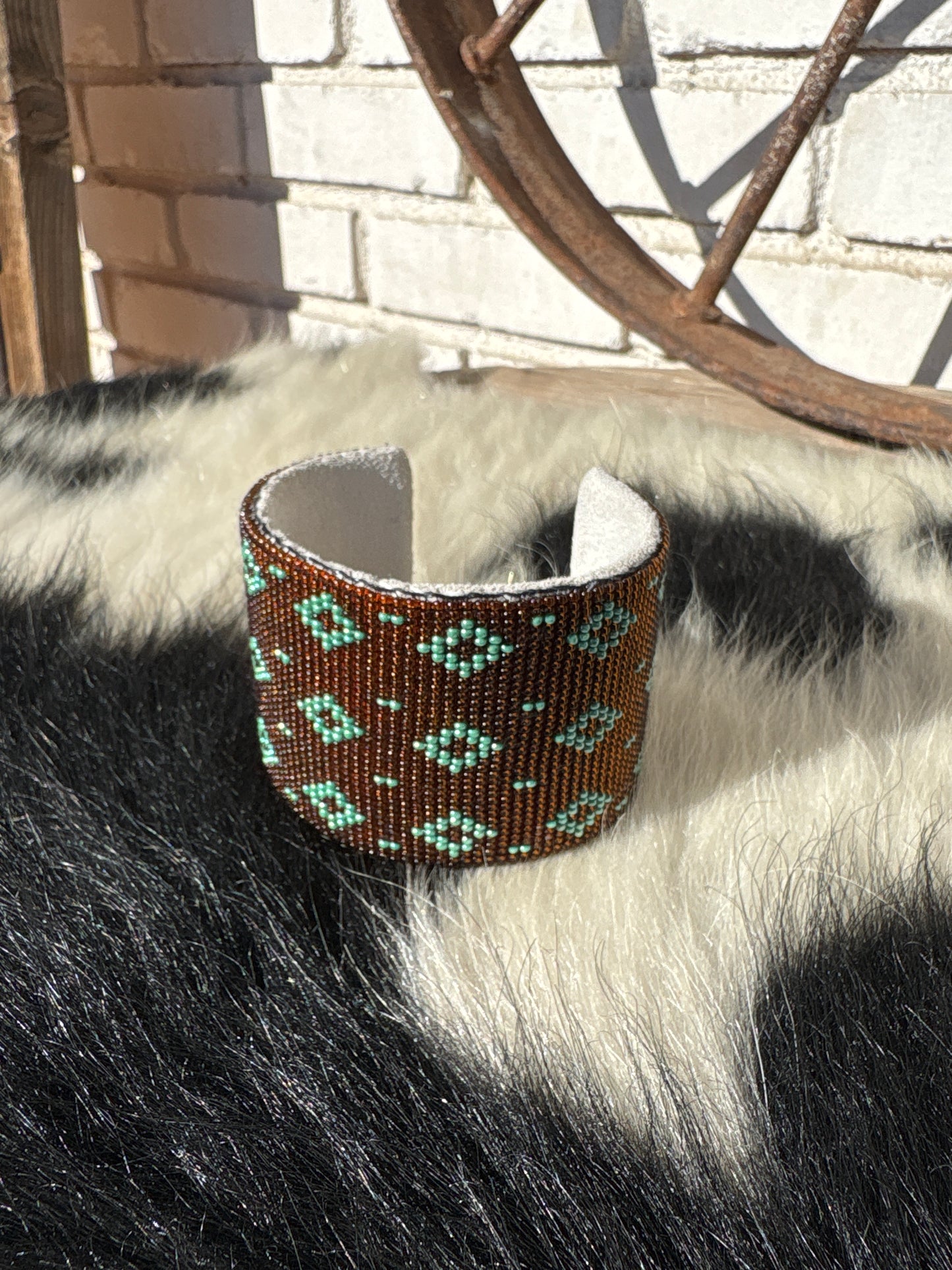Beaded + leather cuff - Bracelet