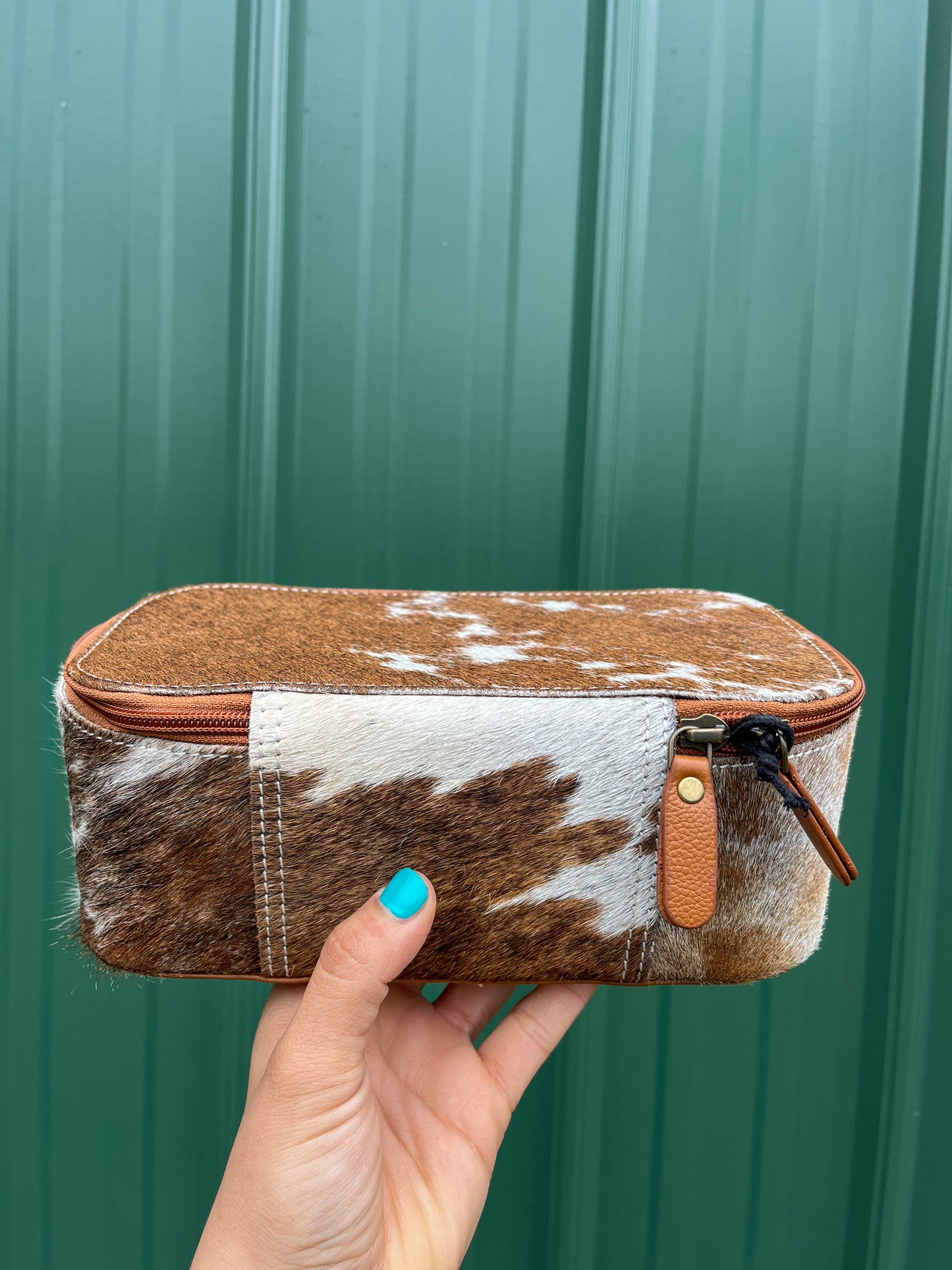 Cowhide Kit (tan/white)*