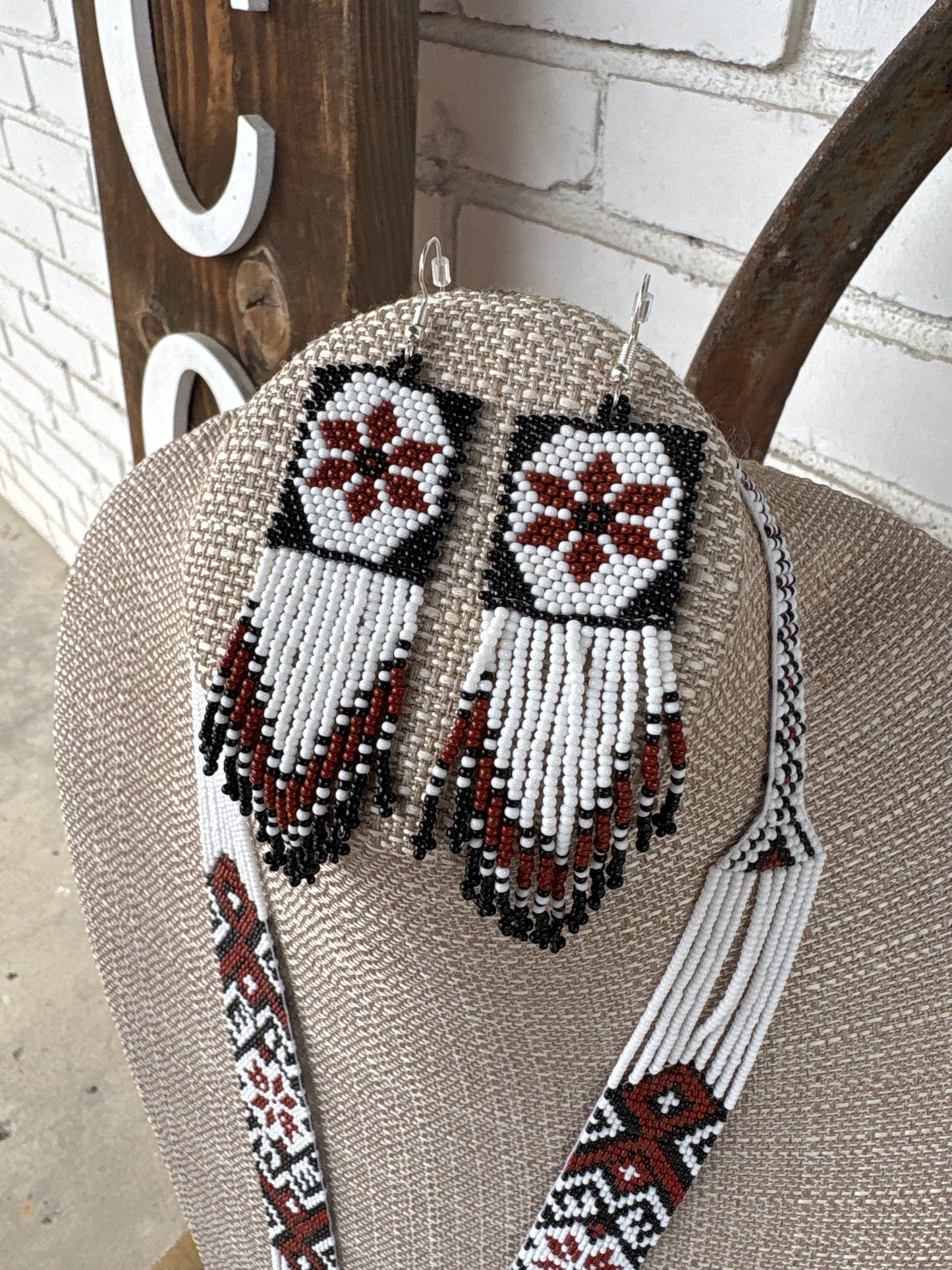 Trojans Necklace + Earrings SET