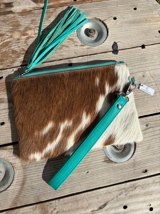 Cowhide Fringe Wristlet Purse (1)