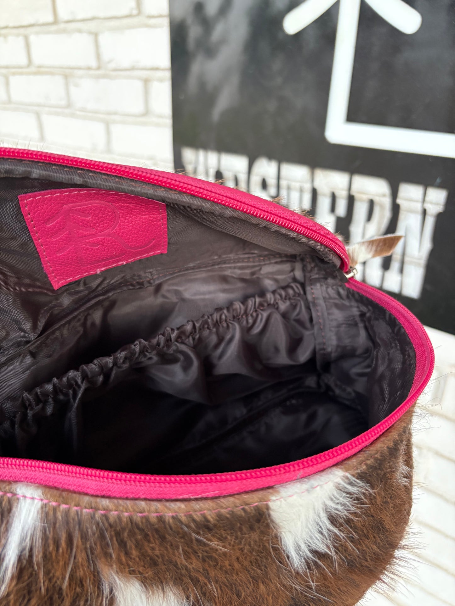 RLP Cowhide Saddle Sack- pink (6)