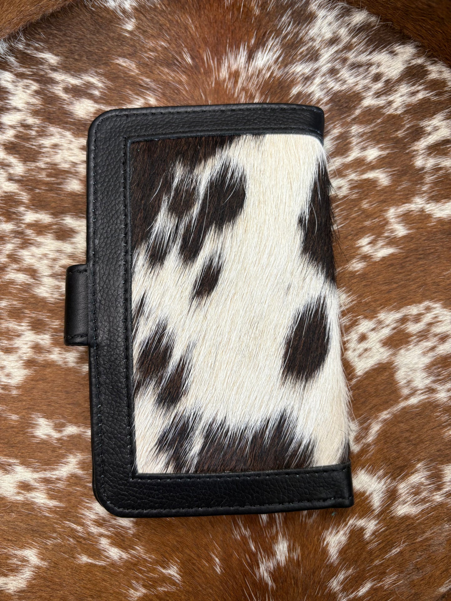 Cowhide Pocket Wallet - black