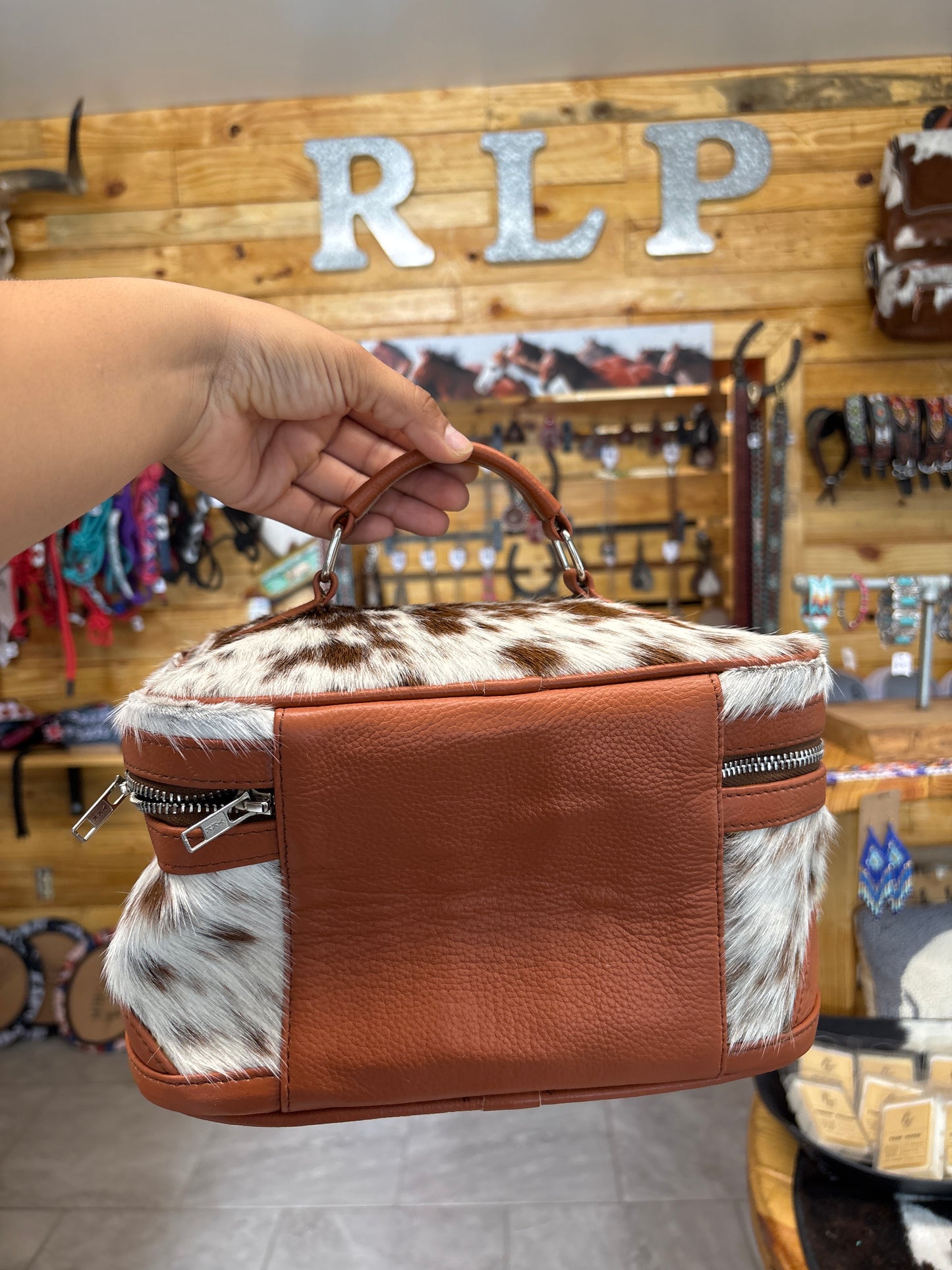 Cowhide Cosmetic/Toiletry Bag - tan leather