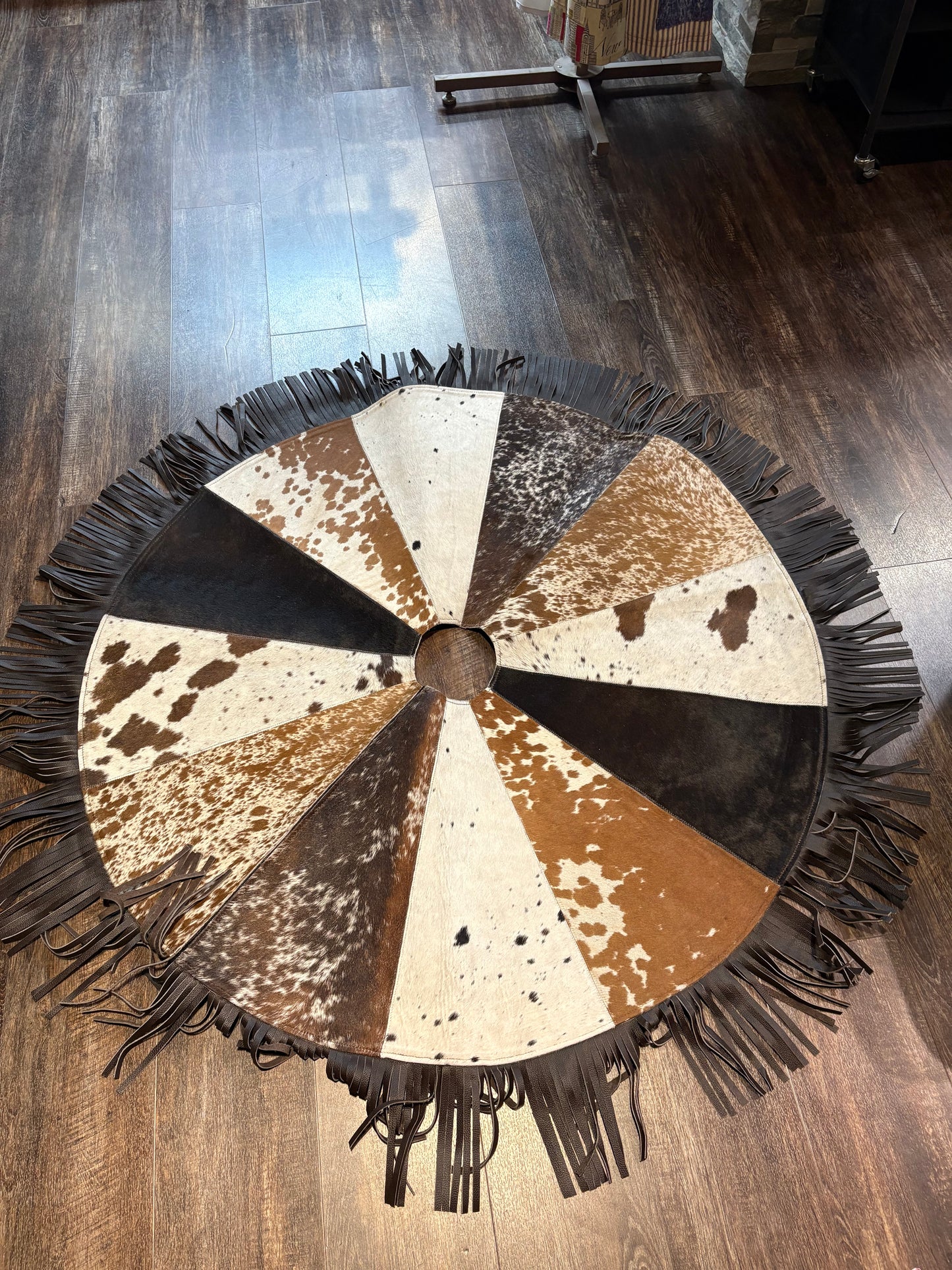 Cowhide Tree Skirt- Brown Tassels