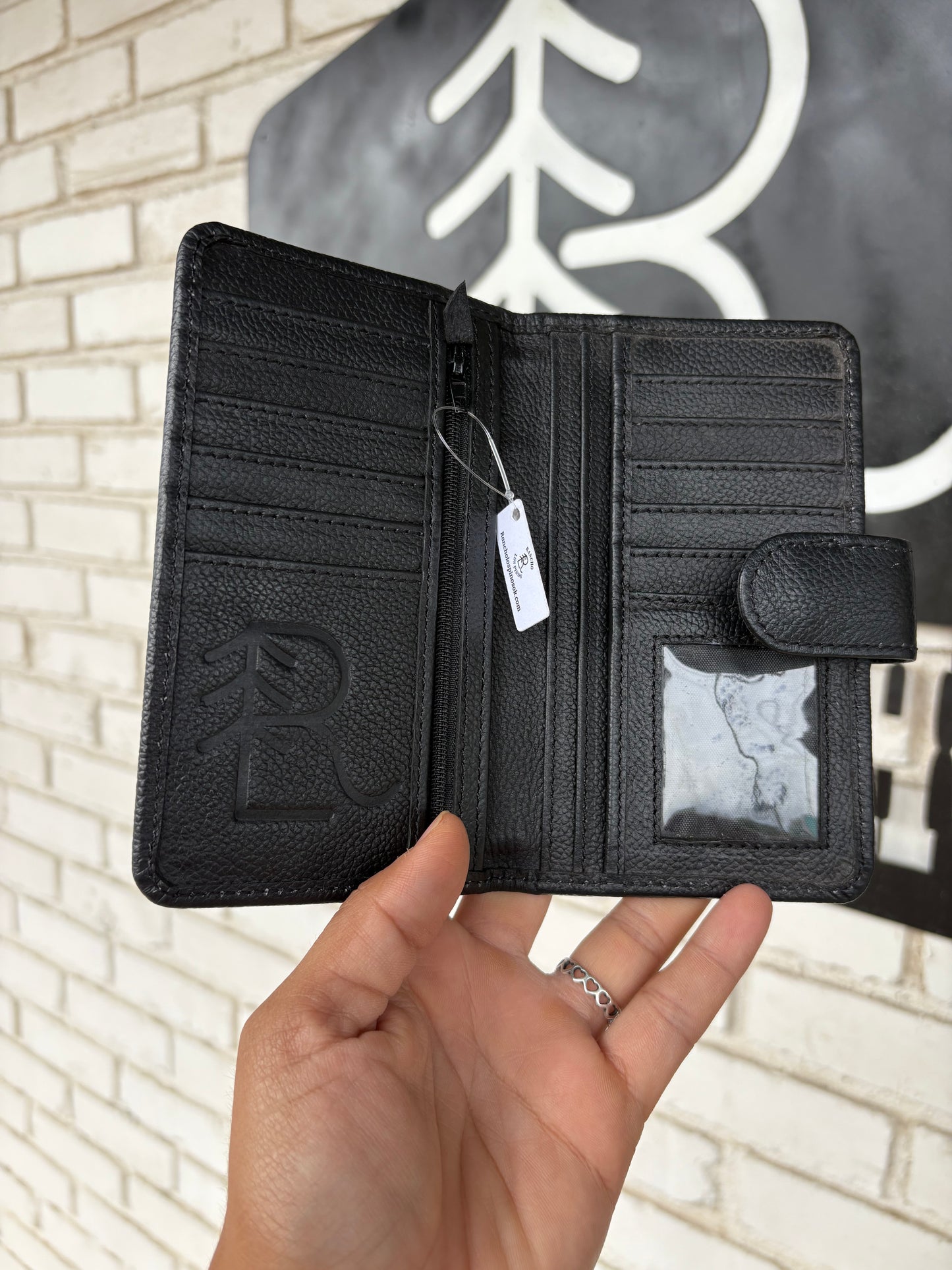 Cowhide Pocket Wallet- black